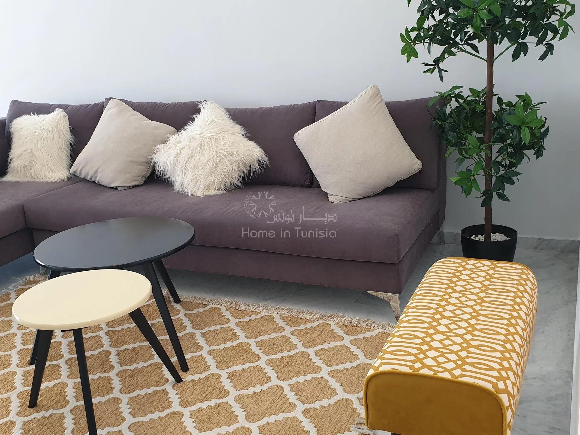 Spacieux appartement Hammem sousse pieds dans l'eau avec piscine